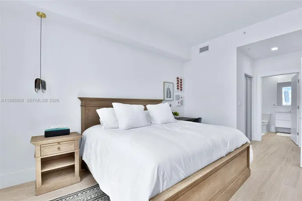 a picture of city view