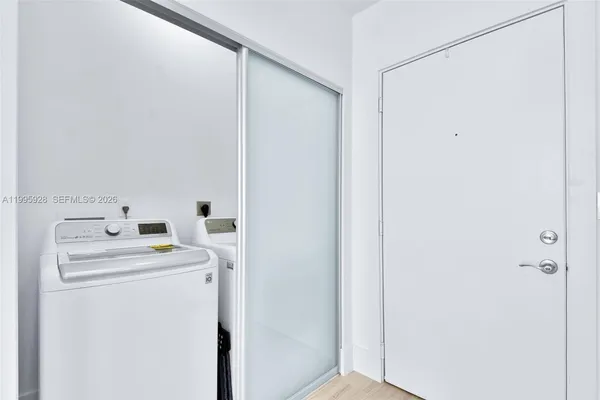 $4,850 | 18800 Northeast 29th Avenue, Unit PH6, Aventura, FL 33180