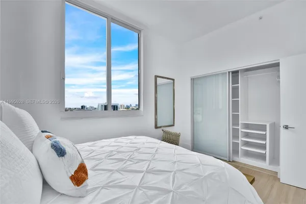 $4,850 | 18800 Northeast 29th Avenue, Unit PH6, Aventura, FL 33180