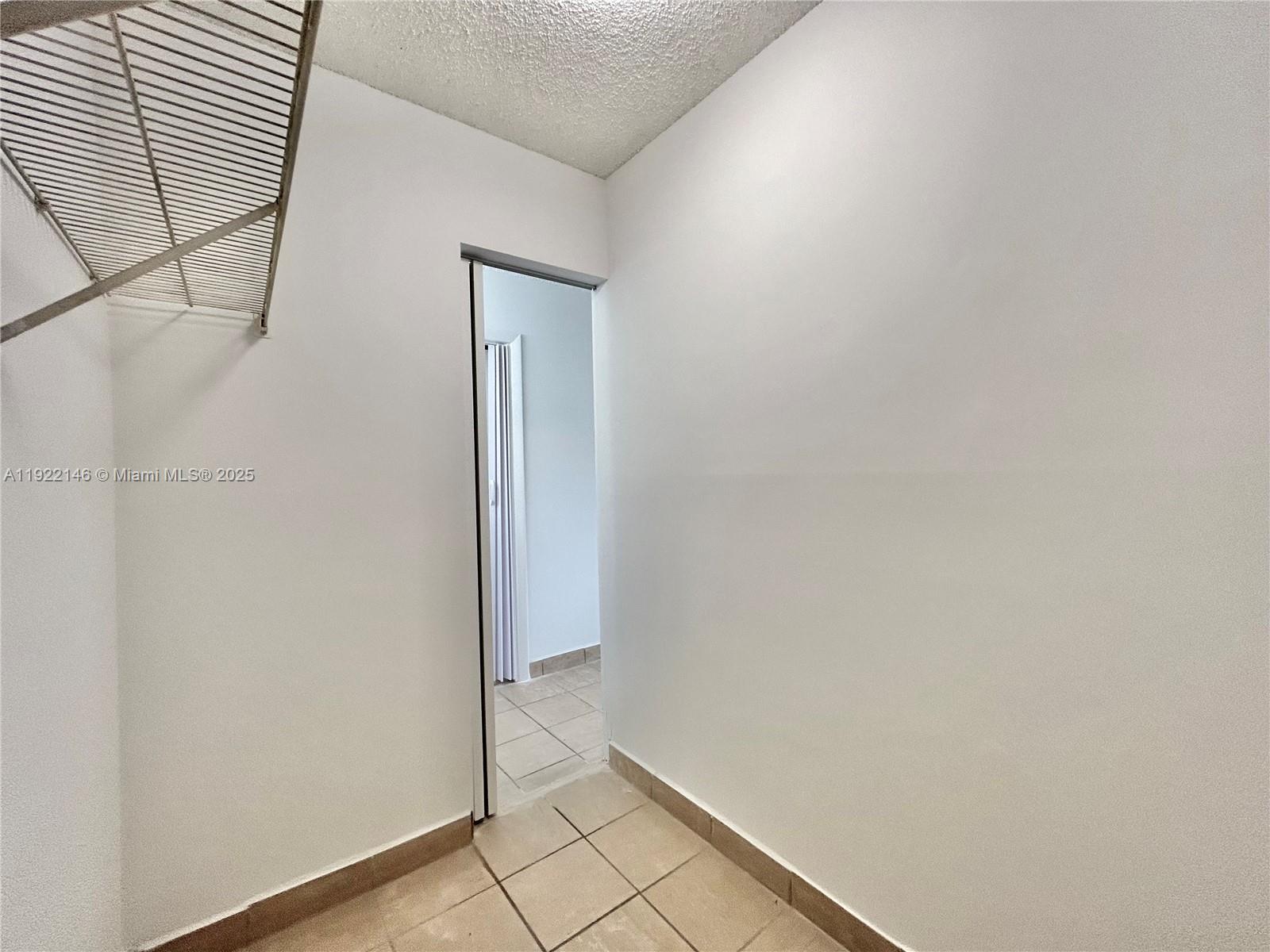 301 Palm Way, Unit 104 Pembroke Pines, FL 33025 - Photo 23 of 46