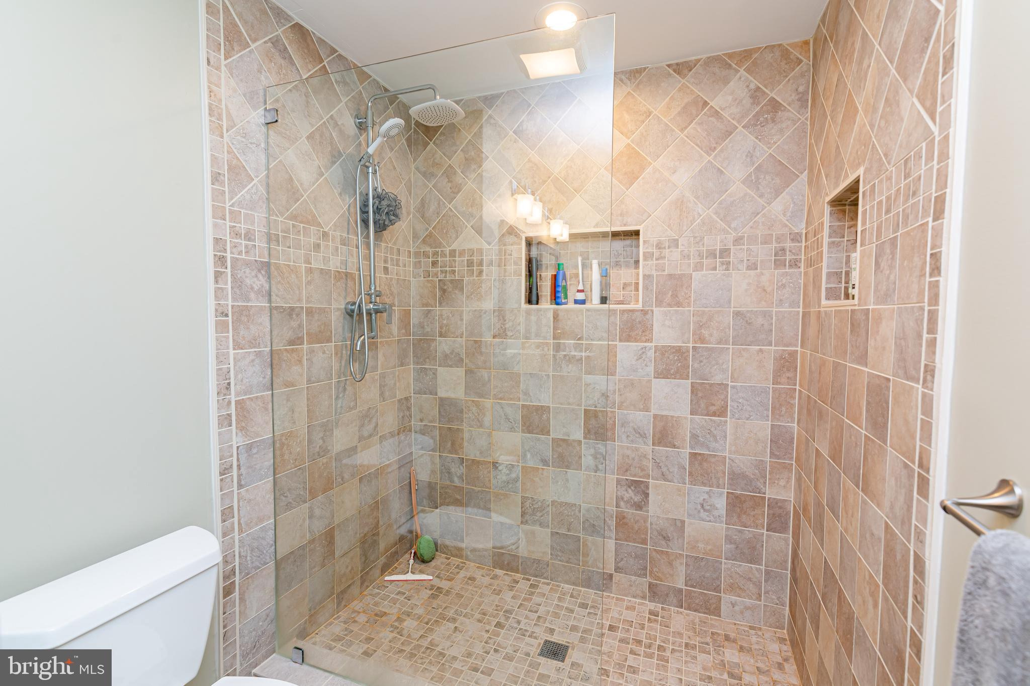 260 Yorkminster Road West Chester, PA 19382 - Photo 20 of 37 Master Bath with oversized Stall Shower!