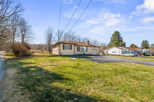 $180,000 | 865 Wheatland Road, West Middlesex, PA 16159