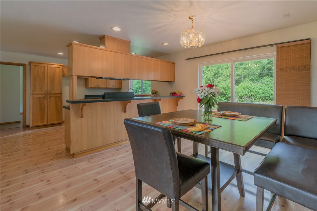130 August Road Onalaska, WA 98570 - Photo 8 of 27 Gallery Image 8