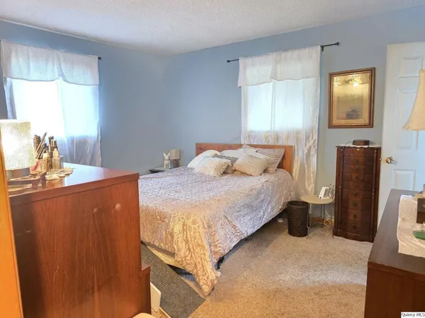 $101,500 | 470 Alvord Street, Hamilton, IL 62341