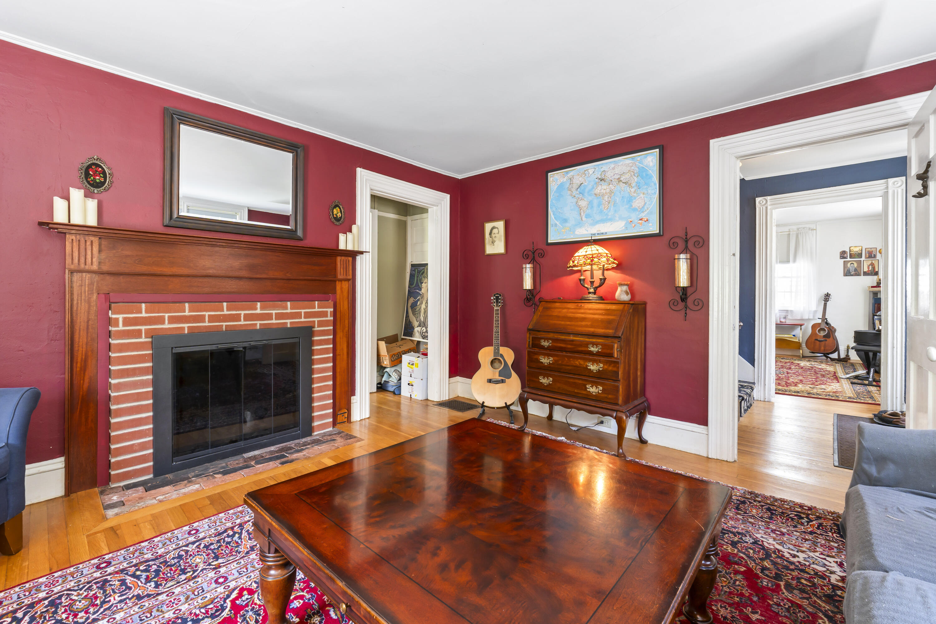 Living Room - 141 Centre St