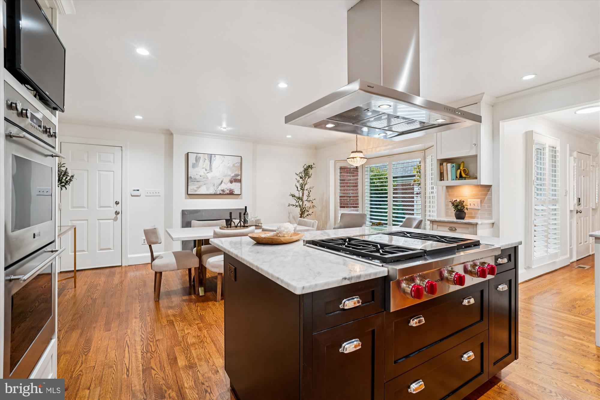7252 Evans Mill Road McLean, VA 22101 - Photo 16 of 89 Gourmet kitchen with center island