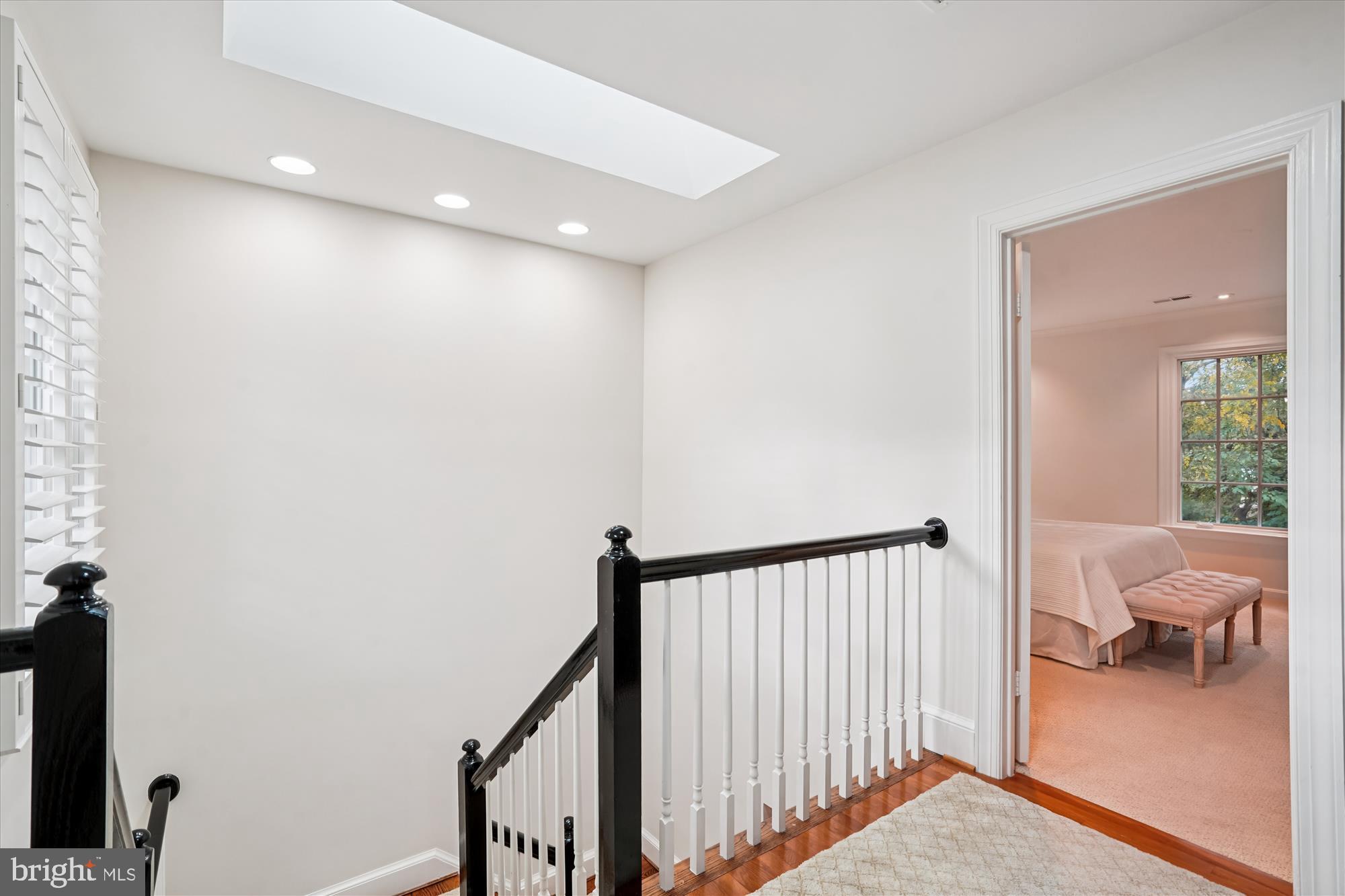 7252 Evans Mill Road McLean, VA 22101 - Photo 25 of 89 a view of a hallway with a livingroom and entryway