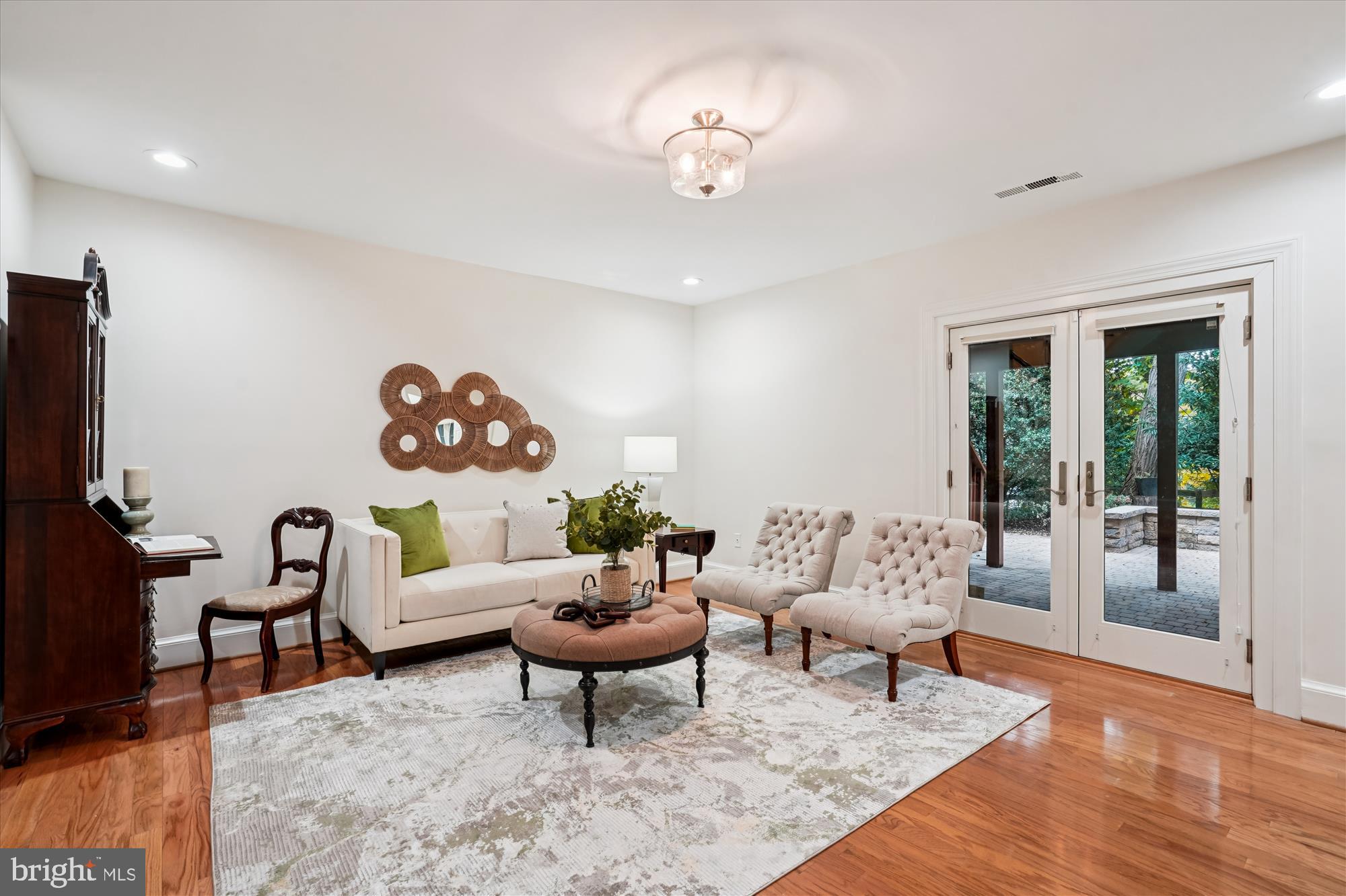 7252 Evans Mill Road McLean, VA 22101 - Photo 44 of 89 Lower level family room with wet bar