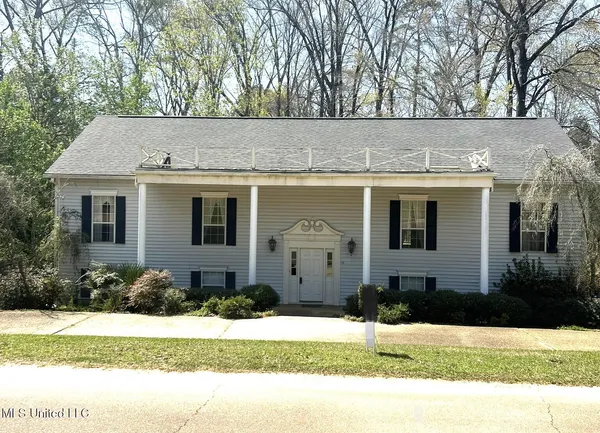 $359,000 | 116 Duster Drive, Natchez, MS 39120