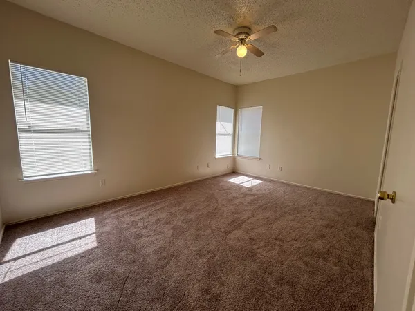 $1,750 | 1113 York Castle Drive, Pflugerville, TX 78660