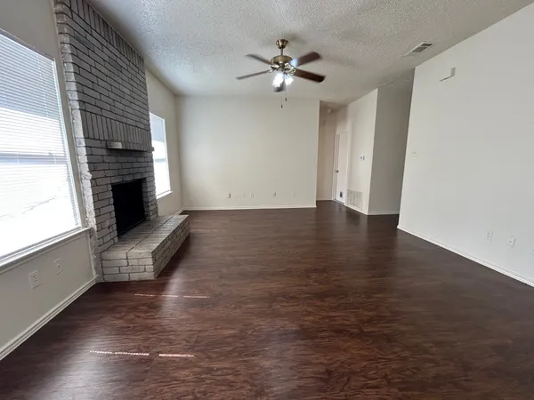 $1,750 | 1113 York Castle Drive, Pflugerville, TX 78660