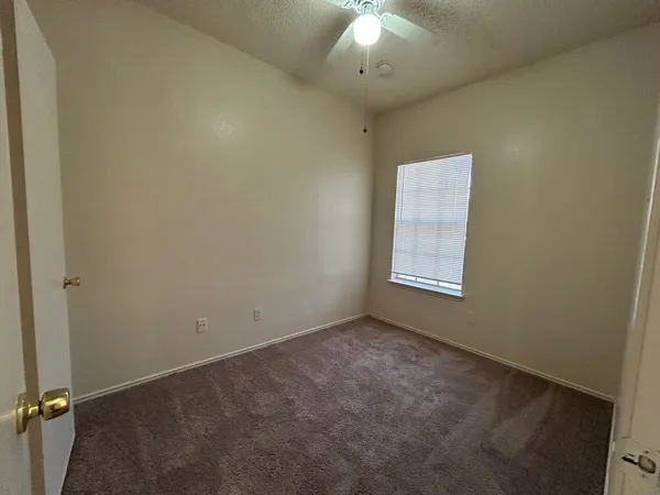 $1,750 | 1113 York Castle Drive, Pflugerville, TX 78660