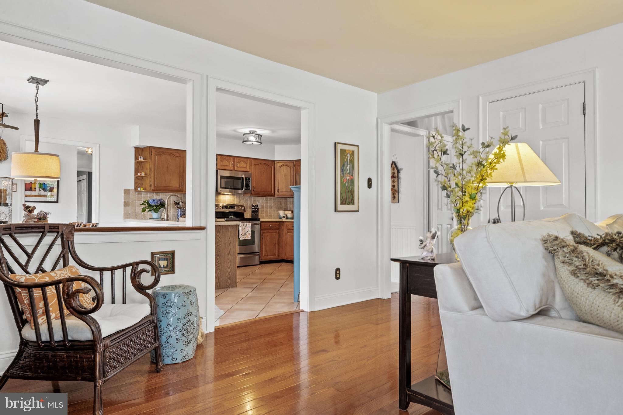 87 Flyatt Road Shamong, NJ 08088 - Photo 16 of 48 Family Room