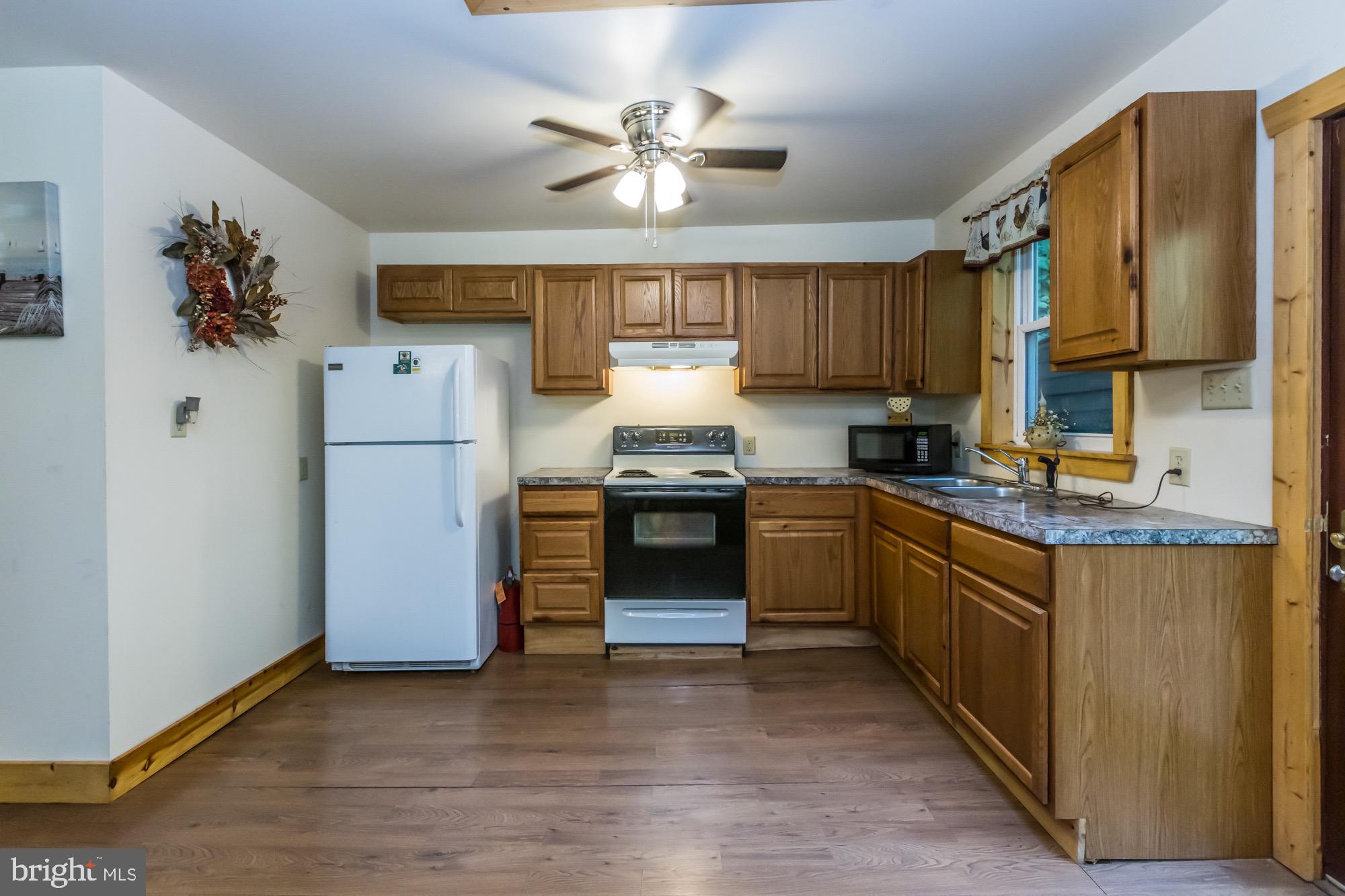 49 Grove Road Delta, PA 17314 - Photo 11 of 28 Gallery Image 11