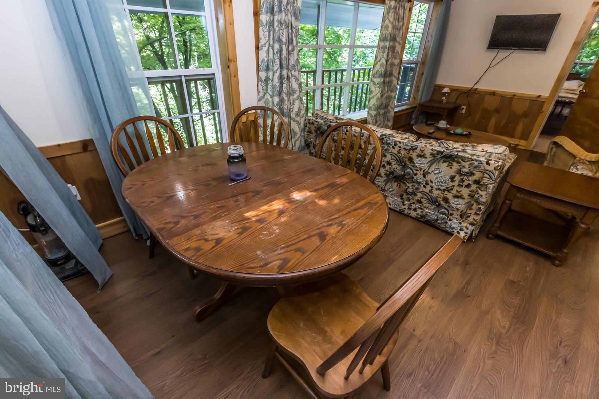 49 Grove Road Delta, PA 17314 - Photo 9 of 28 Gallery Image 9