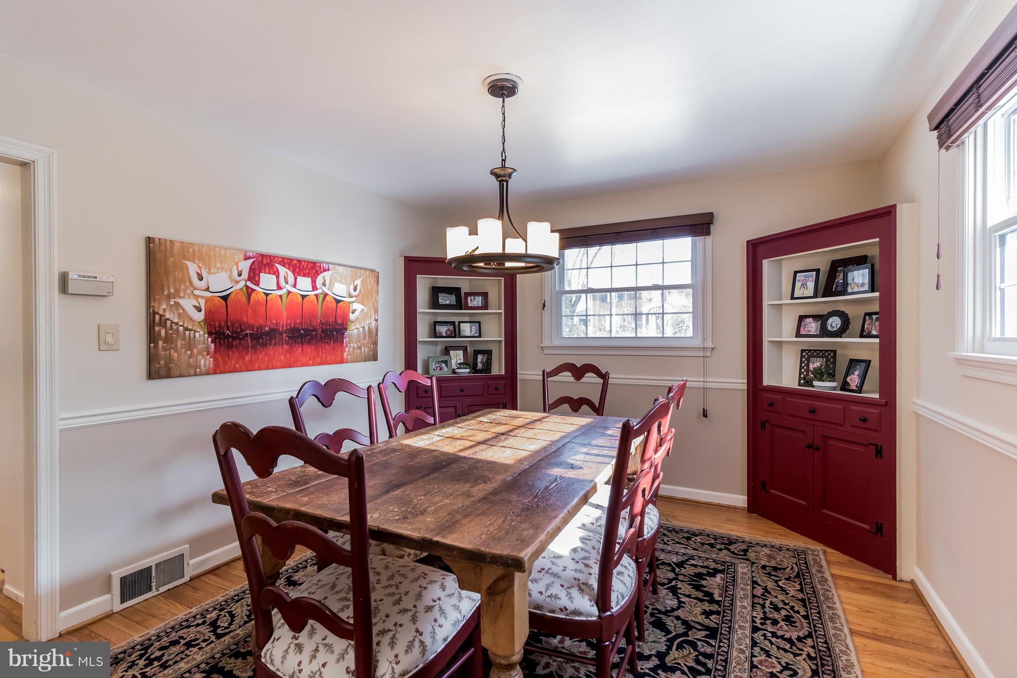 106 Orchard Road Paoli, PA 19301 - Photo 11 of 29 Dining room with built ins off kitchen