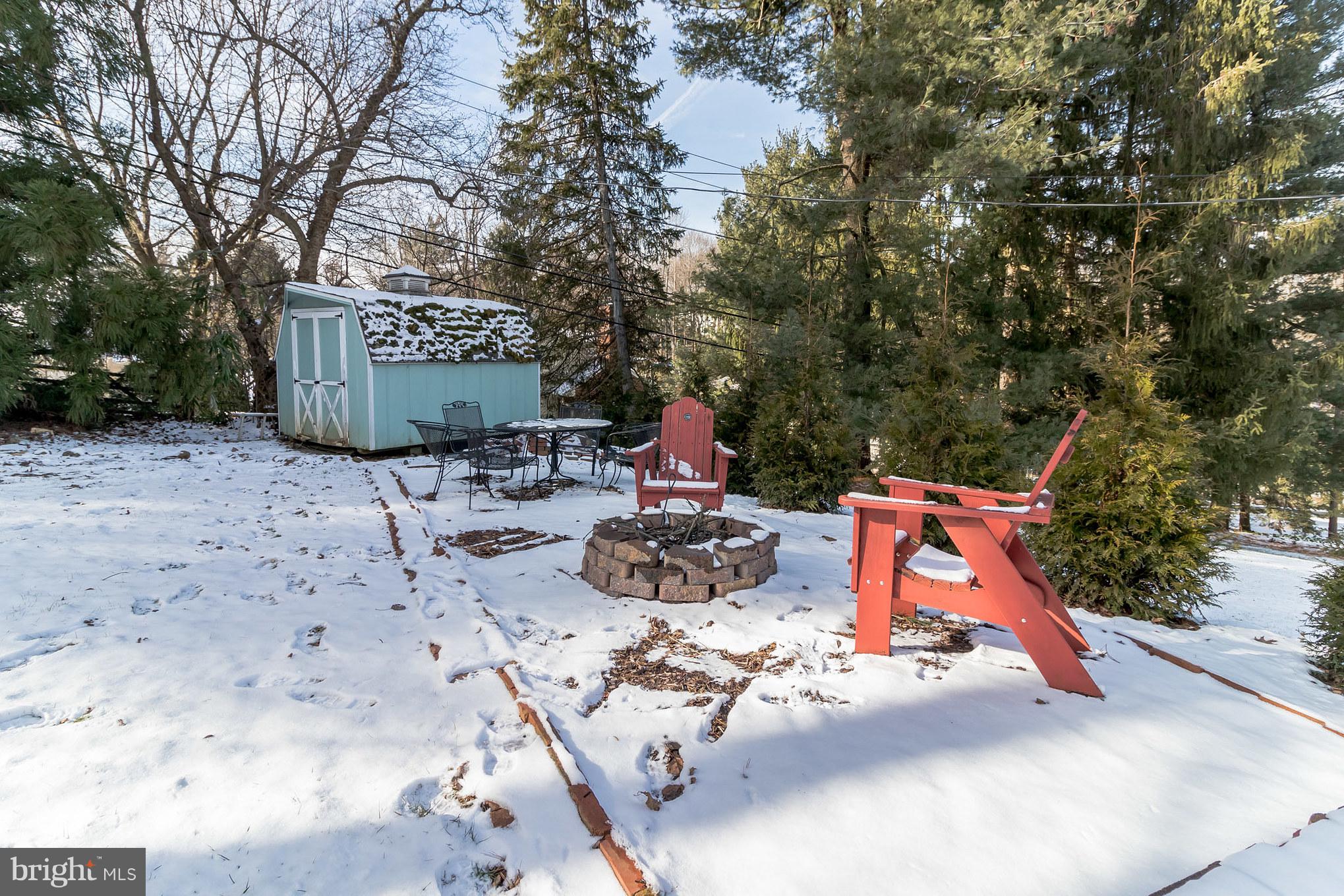 106 Orchard Road Paoli, PA 19301 - Photo 28 of 29 Firepit in backyard
