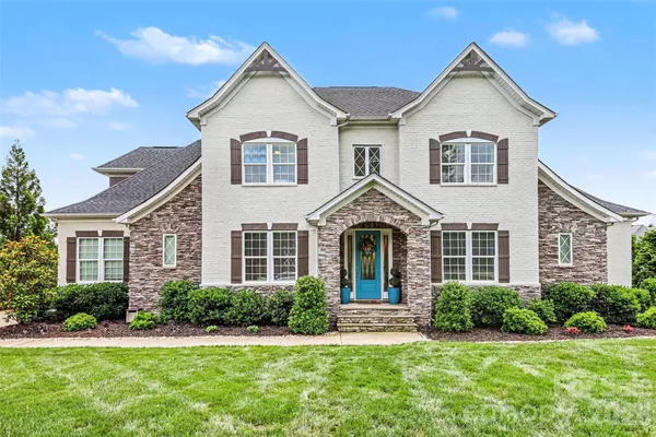 $1,375,000 | 4002 Soleado Drive, Matthews, NC 28104