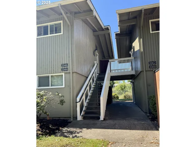 $189,900 | 2046 West 14th Place, Eugene, OR 97402