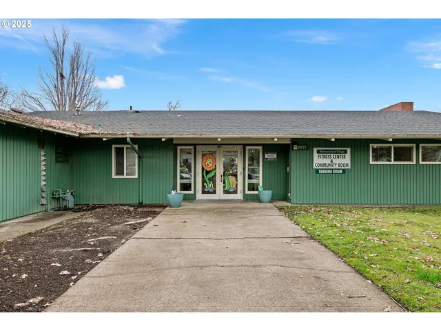 $189,900 | 2046 West 14th Place, Eugene, OR 97402
