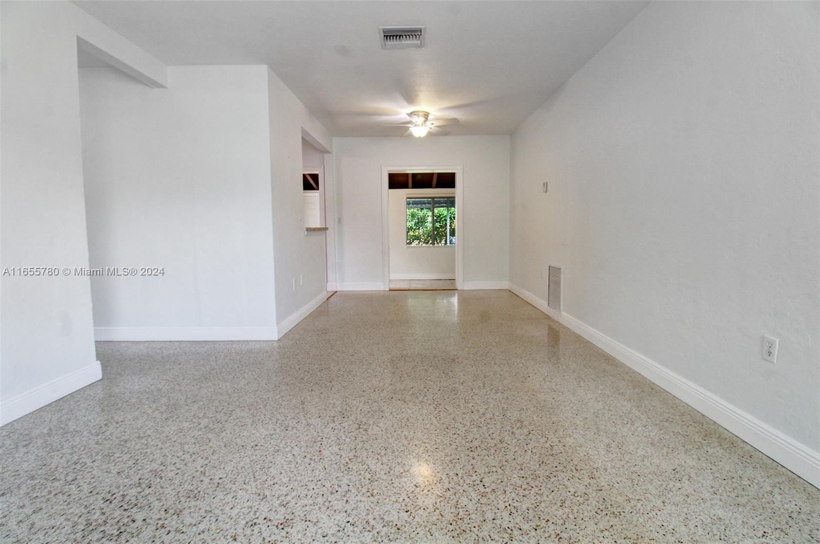 6990 Southwest 58th Street Miami, FL 33143 - Photo 6 of 11