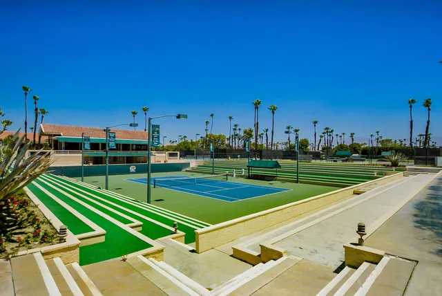 a view of a tennis court