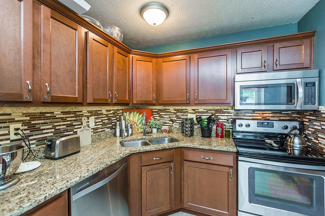 329 Squires Road Lexington, KY 40515 - Photo 9 of 23 Photo 9