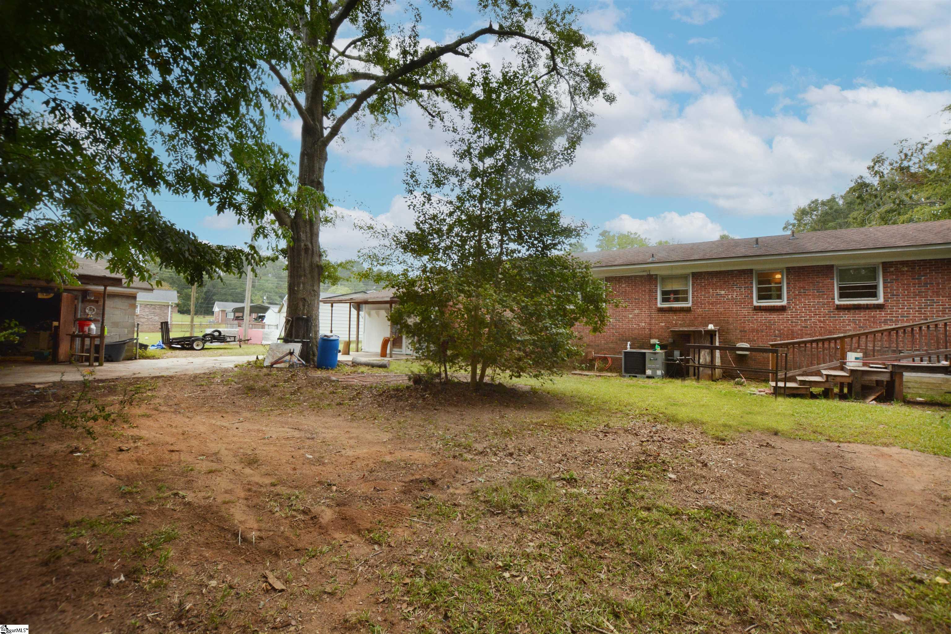 104 Santee Circle Union, SC 29379 - Photo 20 of 23