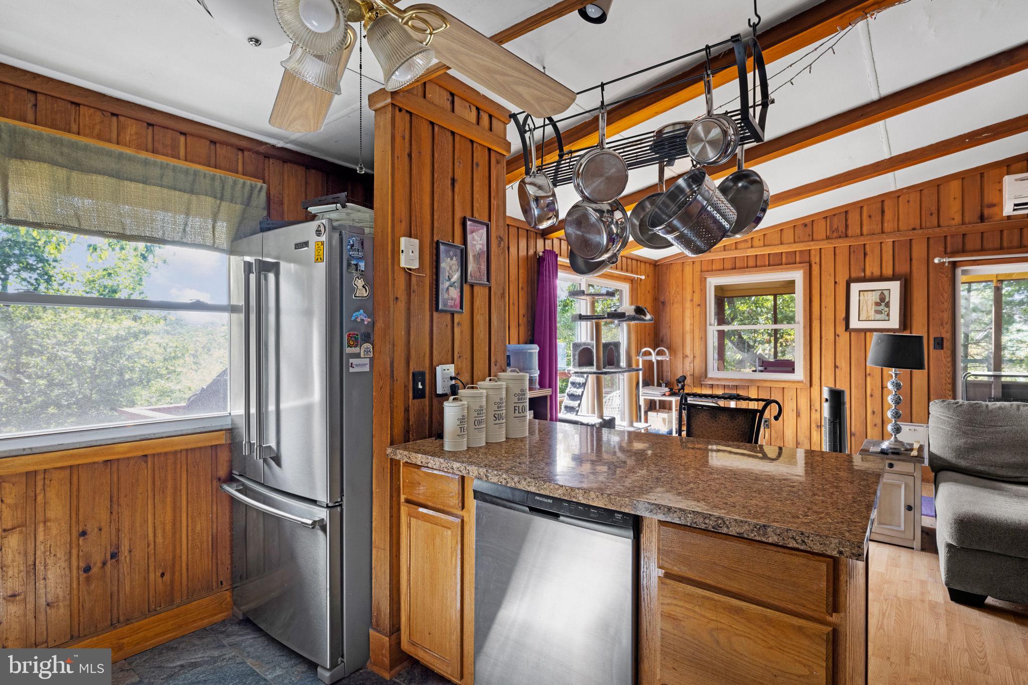 217 Pheasant Drive Basye, VA 22842 - Photo 10 of 30 Main level kitchen