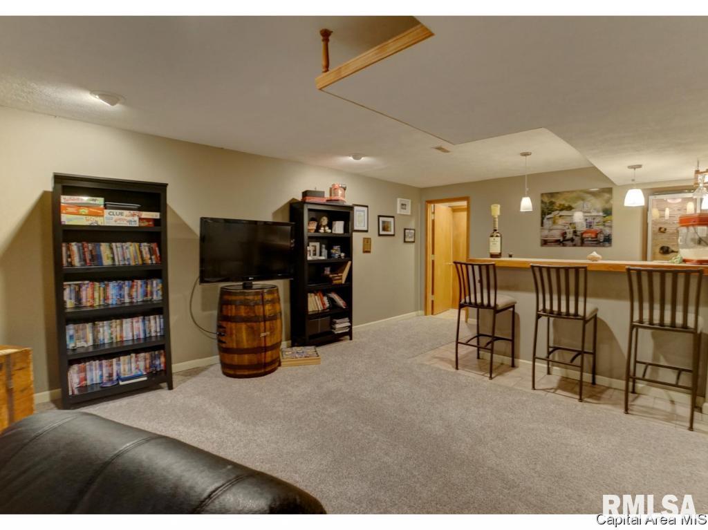 6604 Bellflower Court Springfield, IL 62712 - Photo 12 of 36 Gallery Image 12