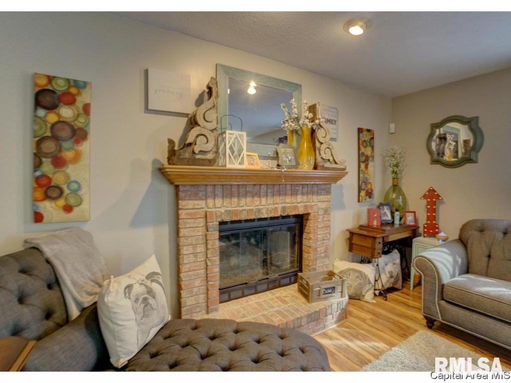 6604 Bellflower Court Springfield, IL 62712 - Photo 2 of 36 Gallery Image 2
