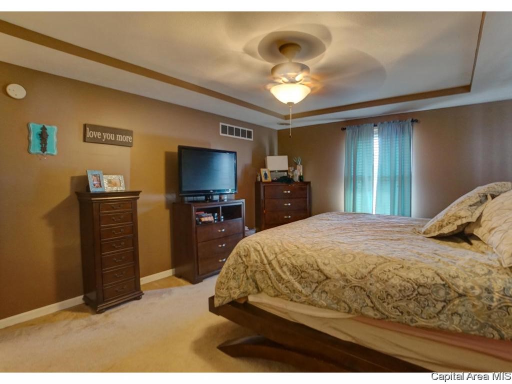 6604 Bellflower Court Springfield, IL 62712 - Photo 22 of 36 Gallery Image 22