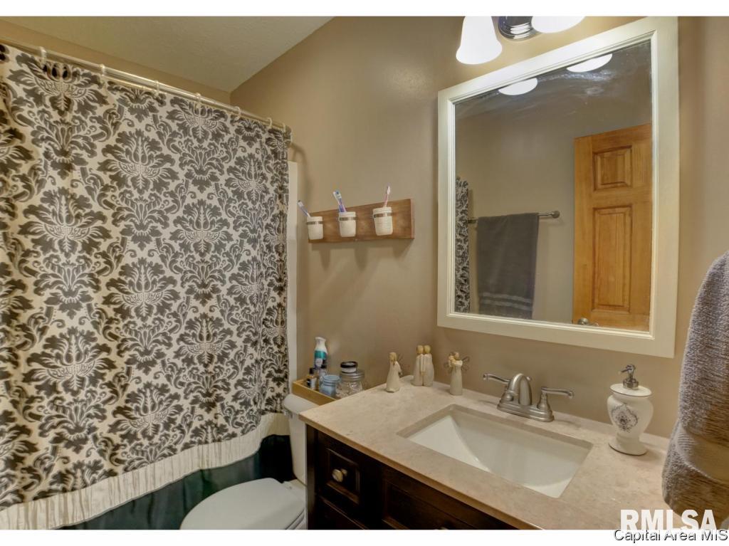 6604 Bellflower Court Springfield, IL 62712 - Photo 27 of 36 Gallery Image 27
