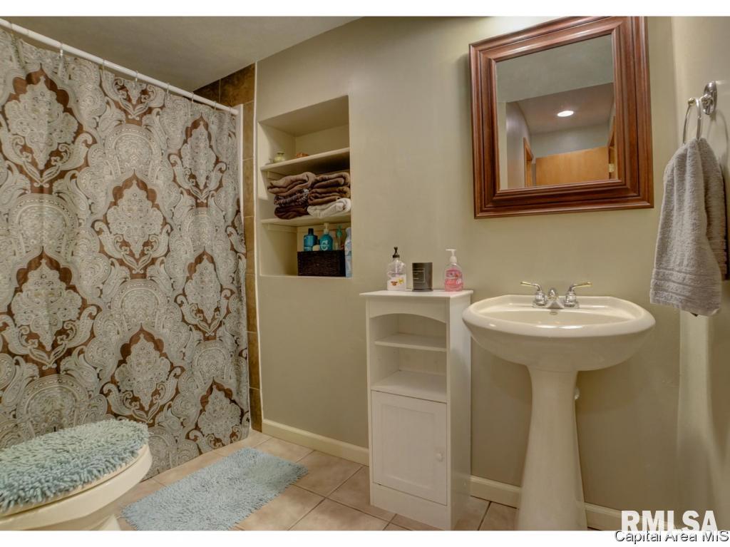 6604 Bellflower Court Springfield, IL 62712 - Photo 35 of 36 Gallery Image 35