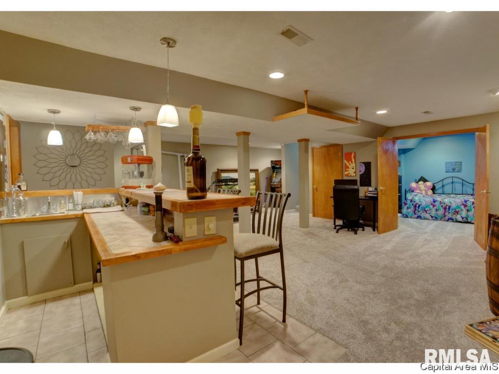 6604 Bellflower Court Springfield, IL 62712 - Photo 10 of 36 Gallery Image 10