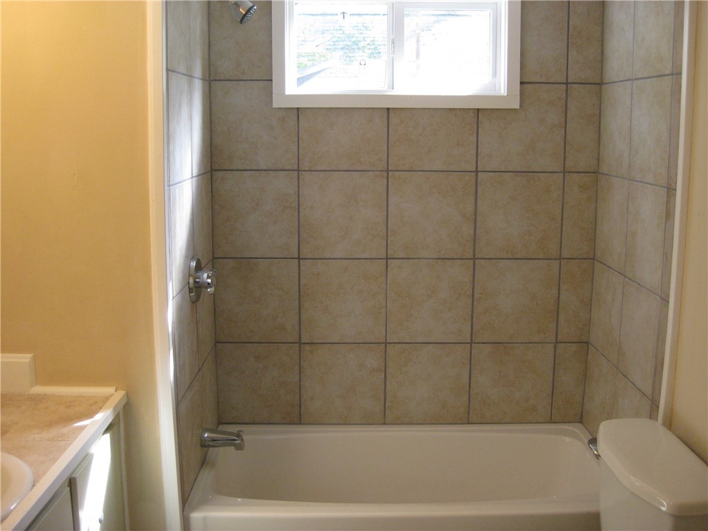 5 Ln 4 Coventry, RI 02816 - Photo 12 of 16 Gallery Image 12