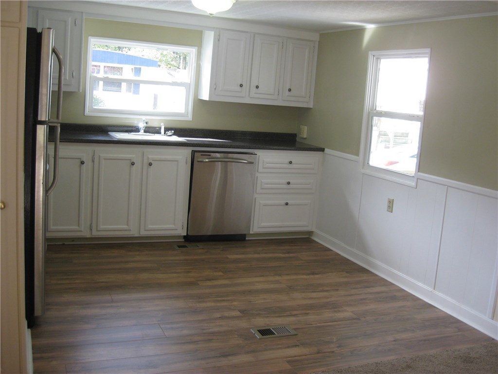 5 Ln 4 Coventry, RI 02816 - Photo 3 of 16 Gallery Image 3