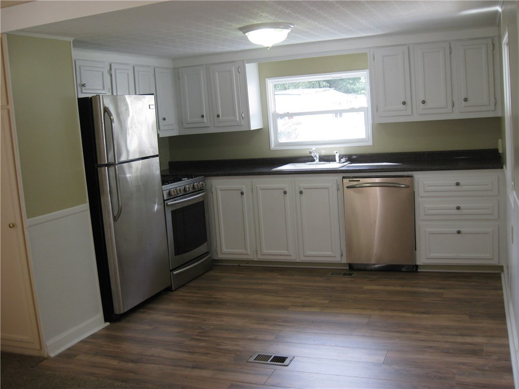 5 Ln 4 Coventry, RI 02816 - Photo 4 of 16 Gallery Image 4