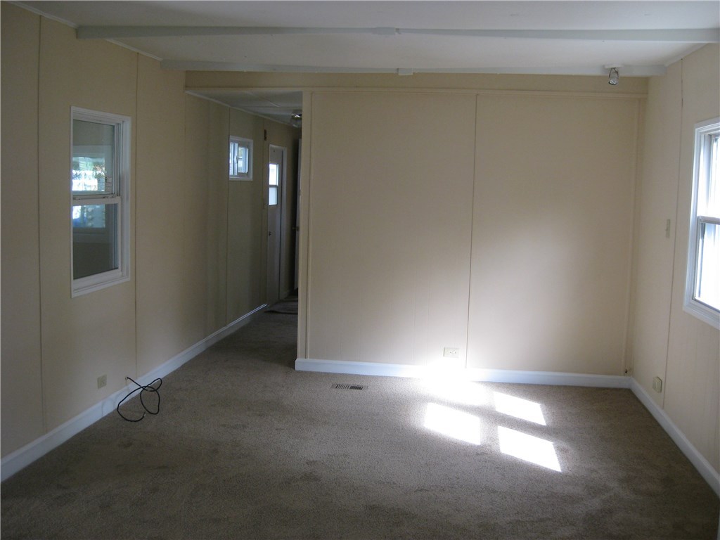 5 Ln 4 Coventry, RI 02816 - Photo 7 of 16 Gallery Image 7