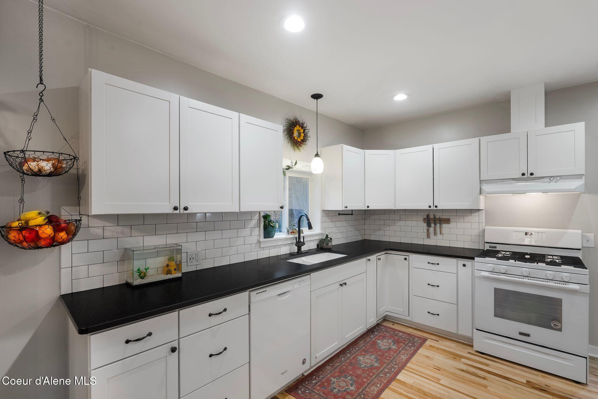 6885 Hazel Street Bonners Ferry, ID 83805 - Photo 15 of 42 15_DSC04329