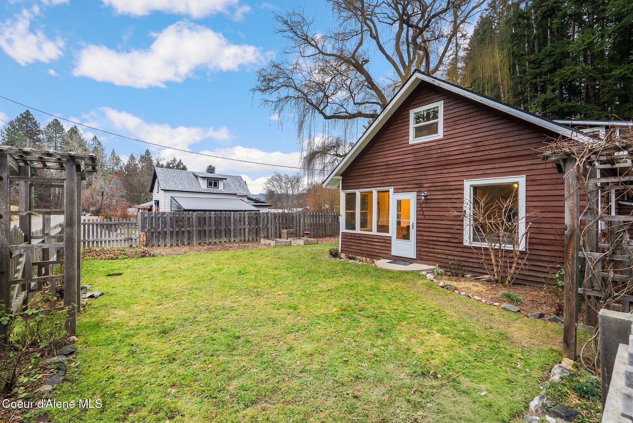 6885 Hazel Street Bonners Ferry, ID 83805 - Photo 29 of 42 29_DSC04454 (Master Creative's conflicte