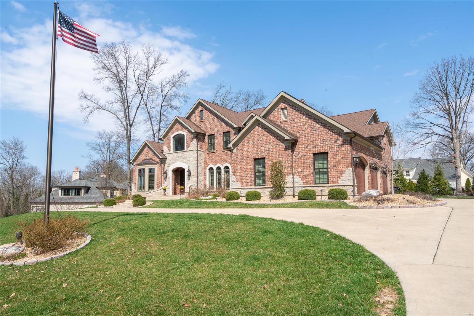19 Danfield Road Ladue, MO 63124 - Photo 3 of 36 Gallery Image 3