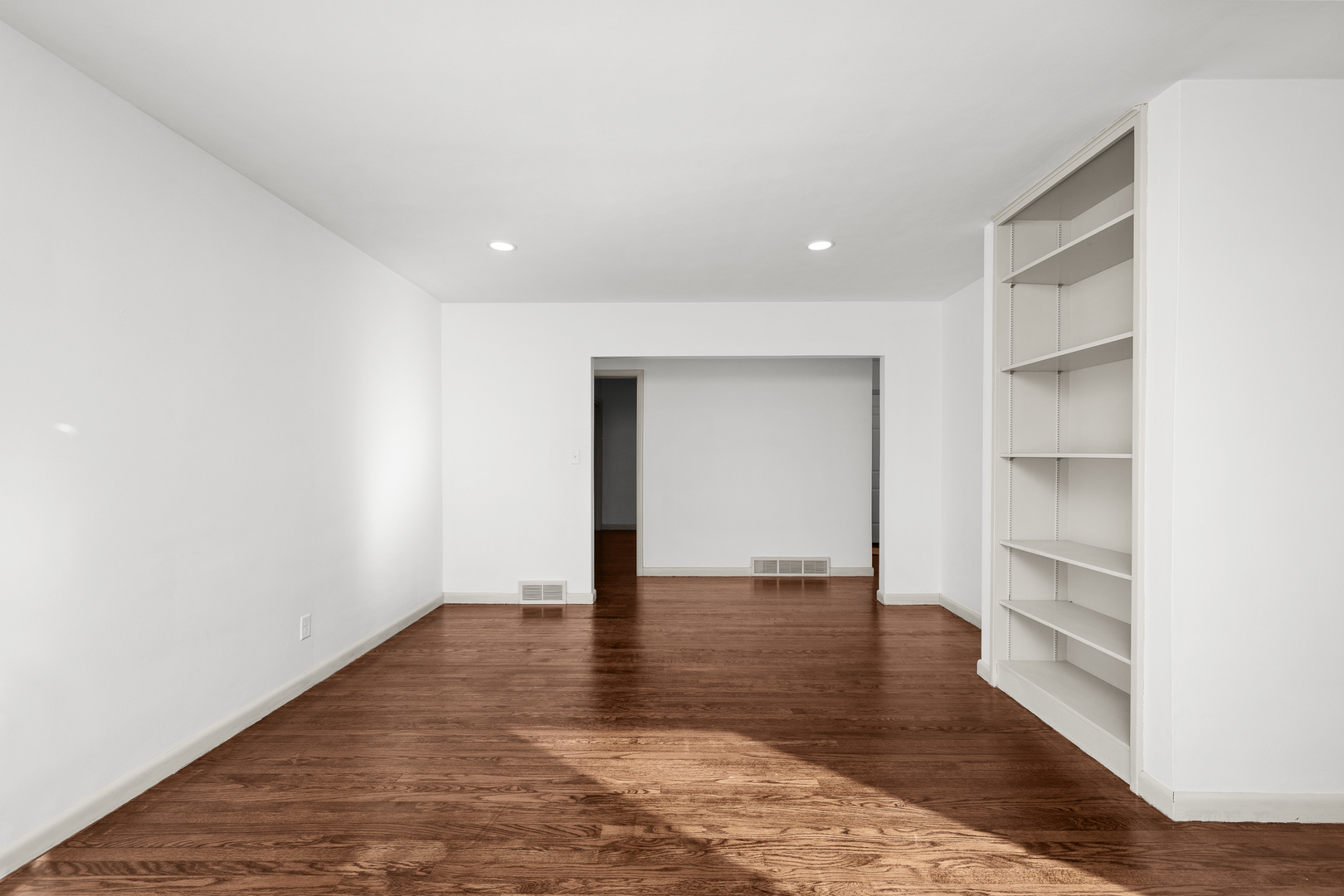 2518 13th Street Rock Island, IL 61201 - Photo 6 of 37 a view of an empty room with a window
