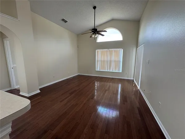 $2,100 | 4436 Middleburg Court, Orlando, FL 32818