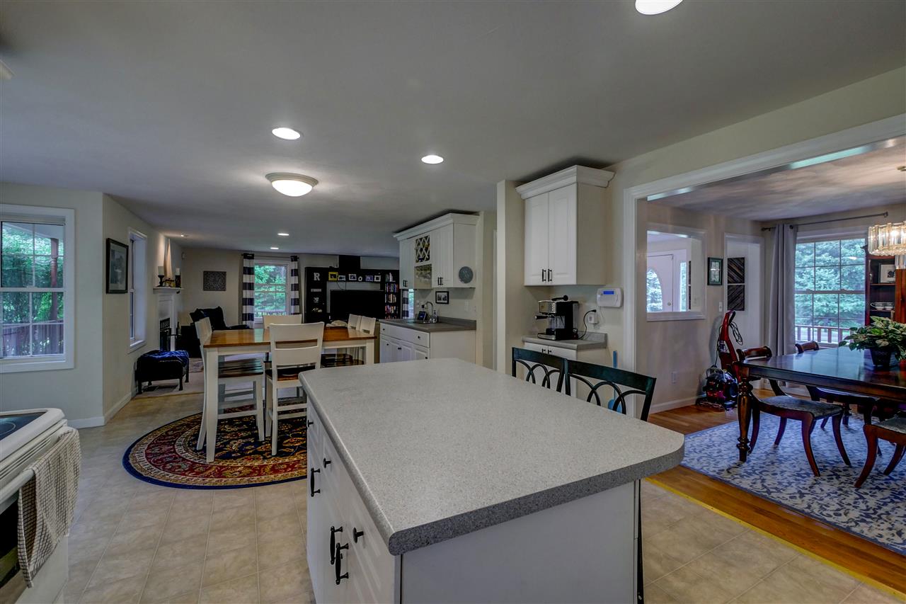 13 Benoit Avenue Pelham, NH 03076 - Photo 12 of 40 Gallery Image 12