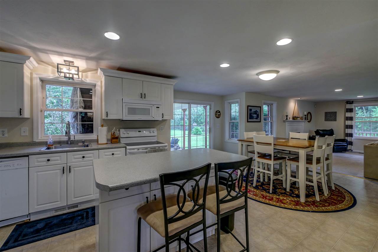 13 Benoit Avenue Pelham, NH 03076 - Photo 14 of 40 Gallery Image 14