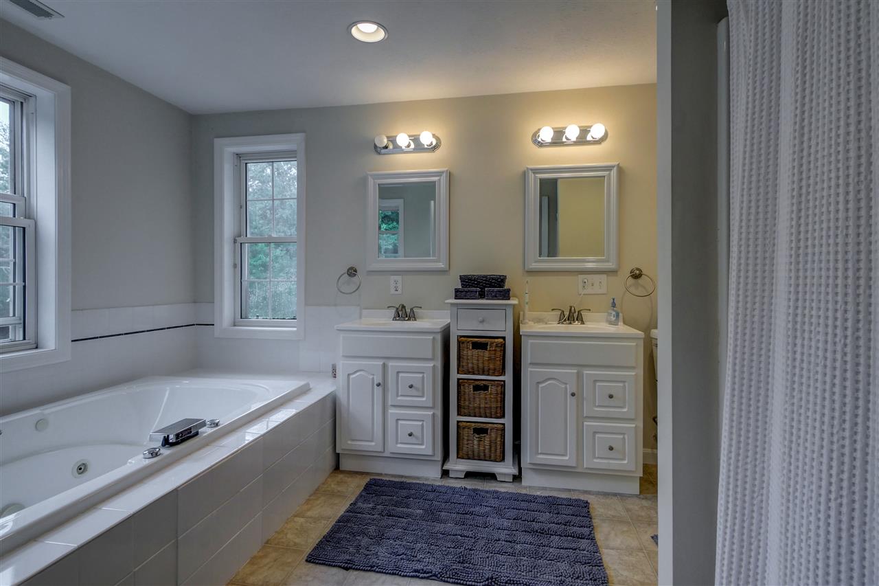 13 Benoit Avenue Pelham, NH 03076 - Photo 33 of 40 Gallery Image 33