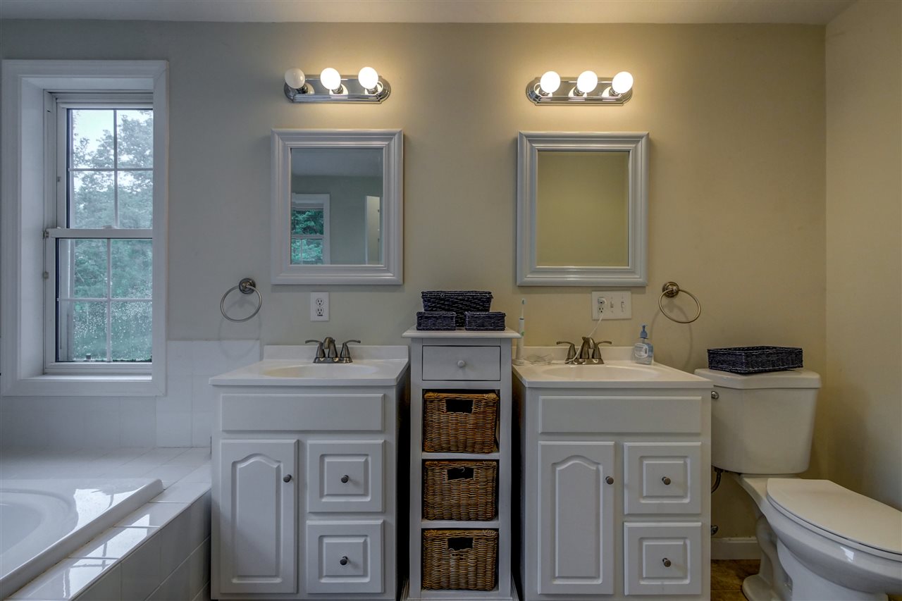 13 Benoit Avenue Pelham, NH 03076 - Photo 34 of 40 Gallery Image 34