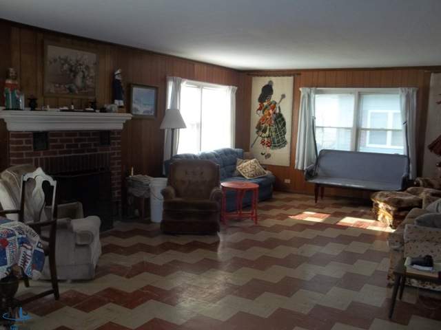 8105 Emigh Road Lexington, MI 48450 - Photo 7 of 22 31162393-6.JPG