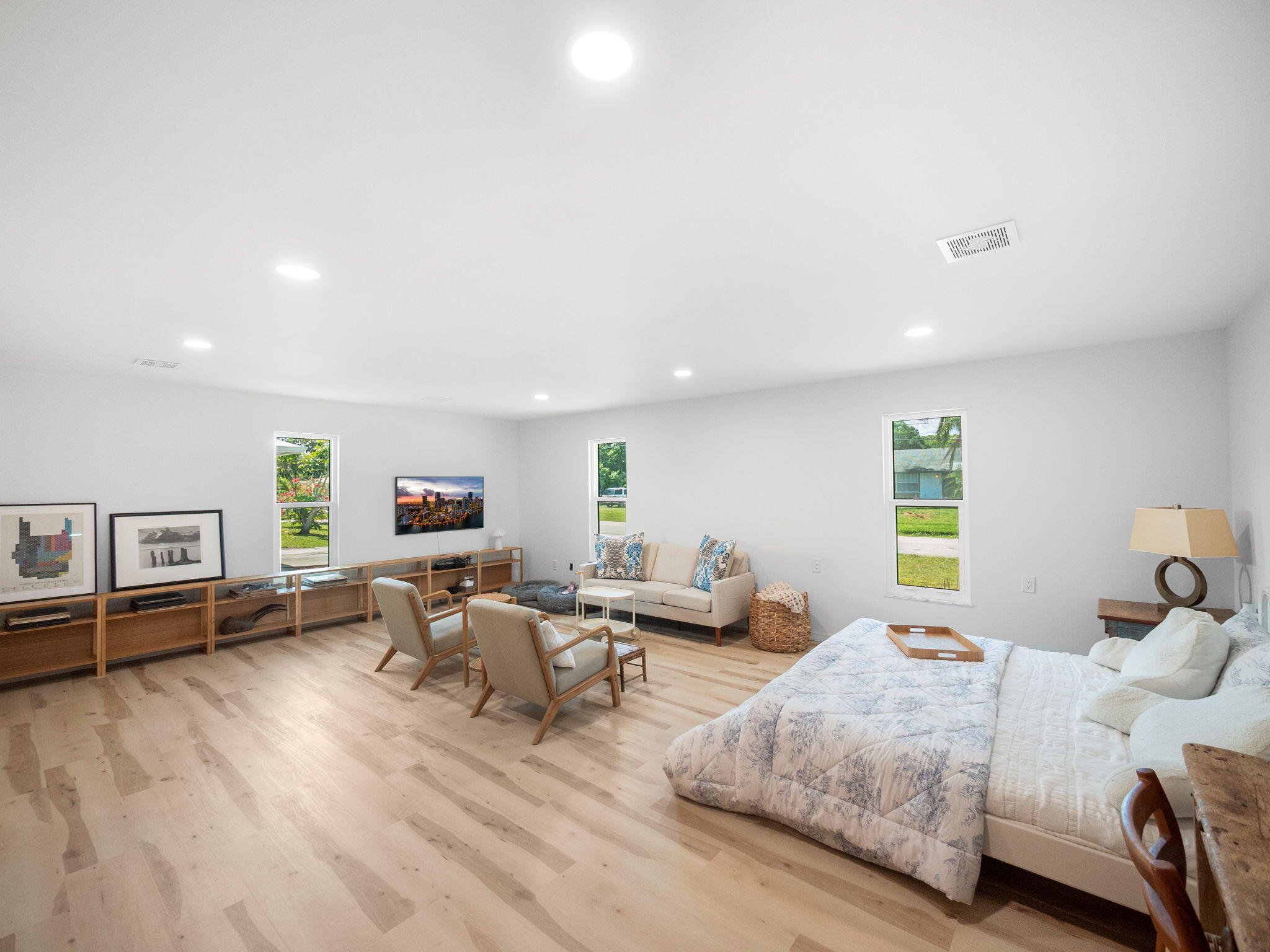 6100 Seagrape Drive Fort Pierce, FL 34982 - Photo 5 of 16 13-web-or-mls-011